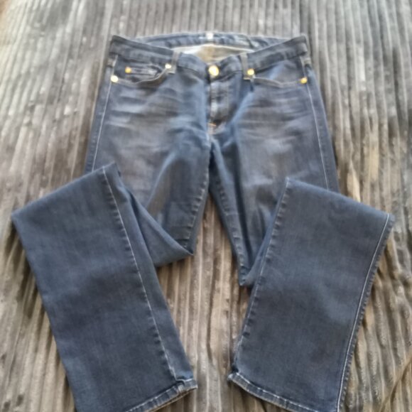 7 For All Mankind 31 - Picture 5 of 7